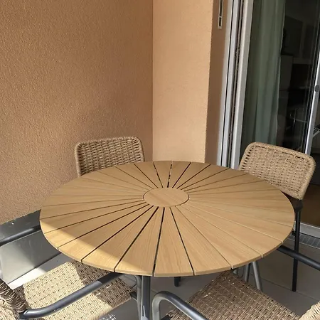 Apartment & Perfekte Anbindungmit - Neubau 2-zimmer *